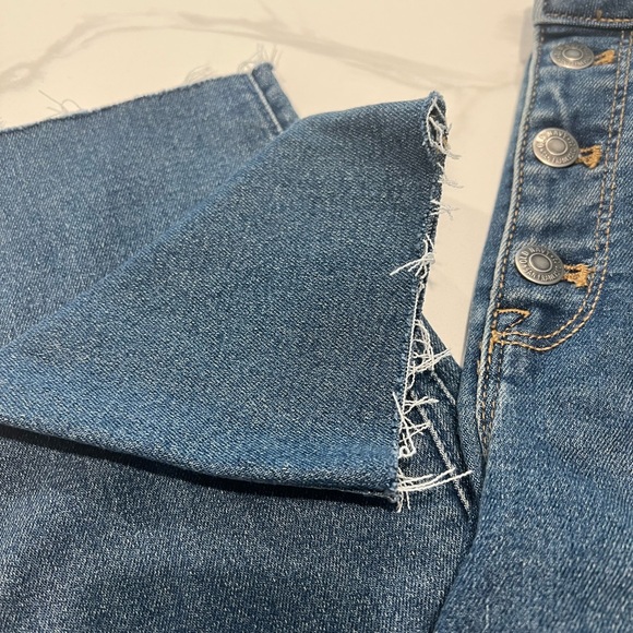 Extra High-Waisted Stretch Skinny Cut off Jeans - Picture 5 of 5